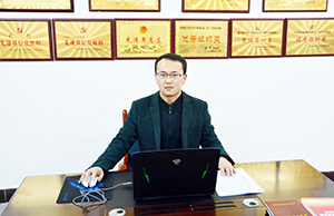 李宁