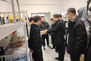 岁末暖人心 走访传真情——机械工程学院开展走访慰问活动